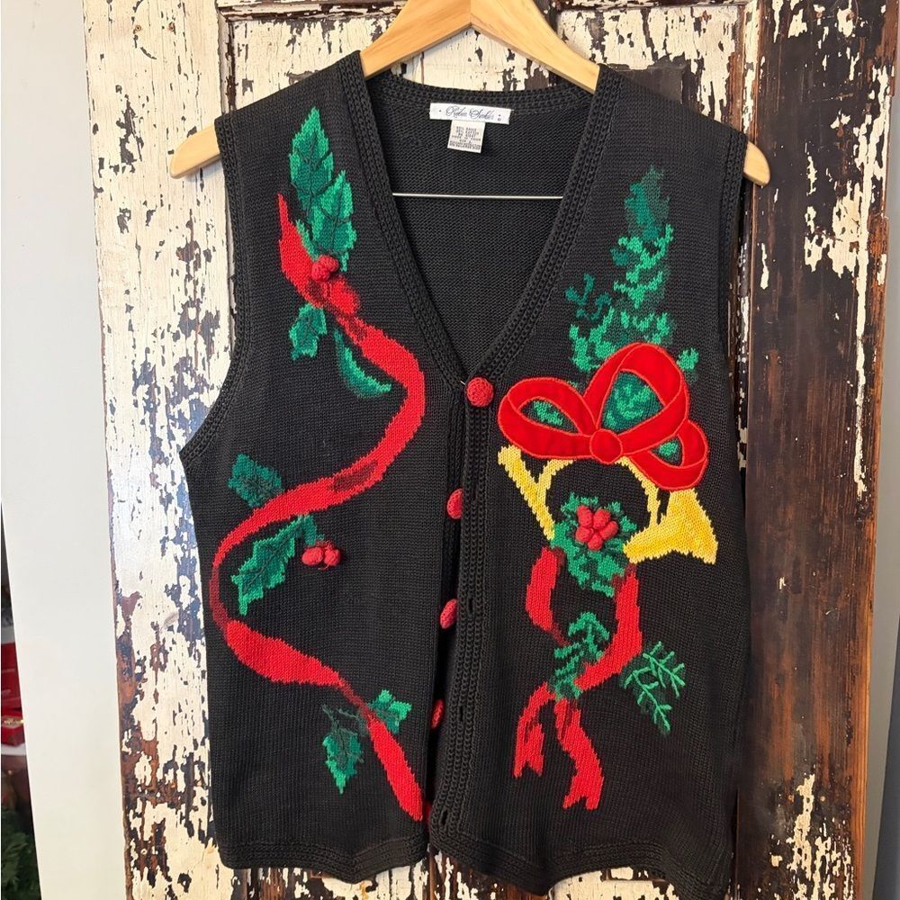 Robin Sinkler vintage Christmas embroidered vest. Size L.